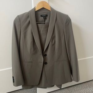 Ann Taylor two piece suit. Beautiful gray/olive color. Like new.